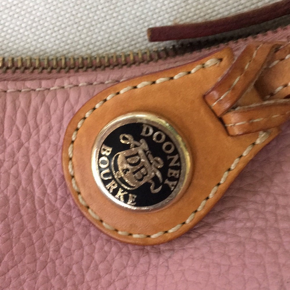 Dooney Bourke - Picture 2 of 4